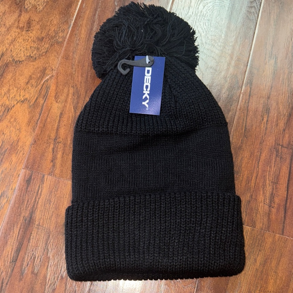 Decky Black Pom Pom Beanie